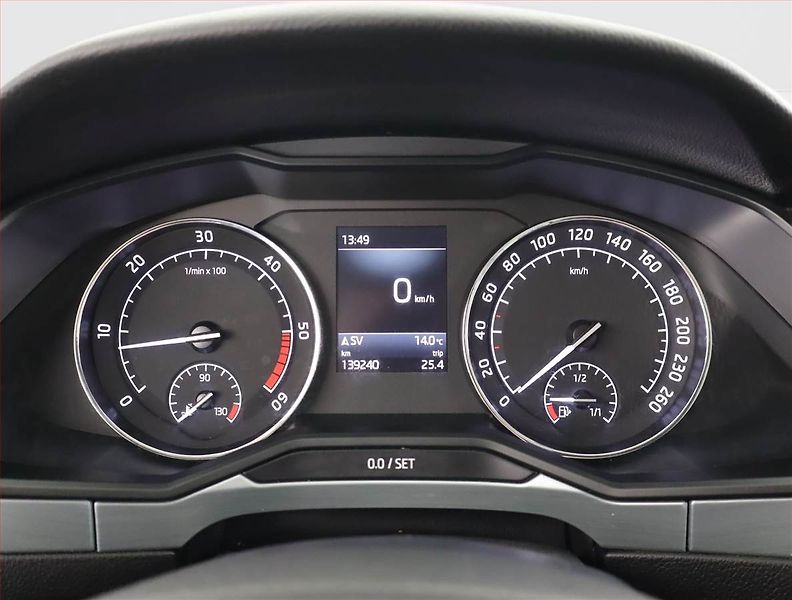 Škoda Superb (2018) Style 2.0 TDI, Serv.kniha - fotka 10 z 22