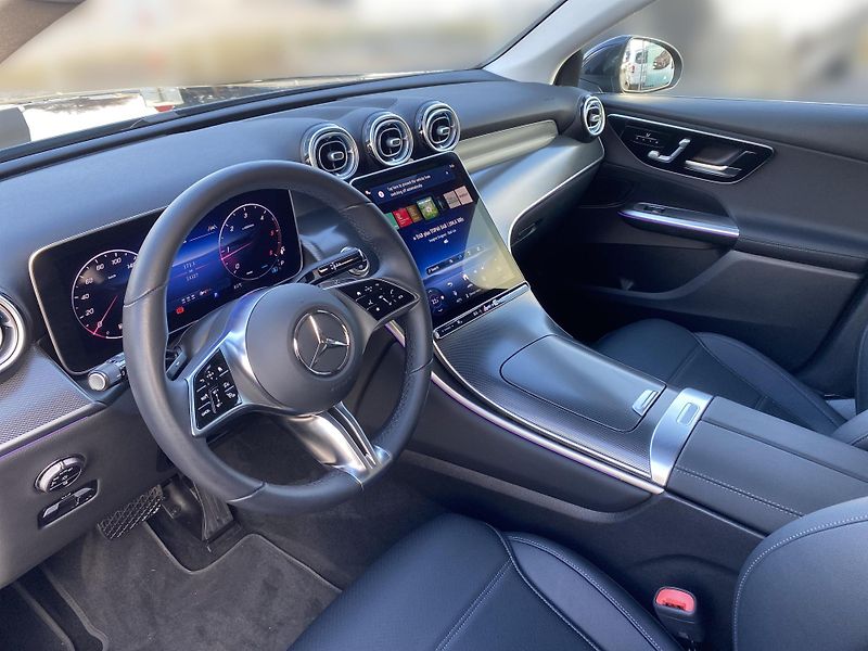 Mercedes-Benz GLC GLC 220d 4M kupé AVANTGARDE - fotka 13 z 27