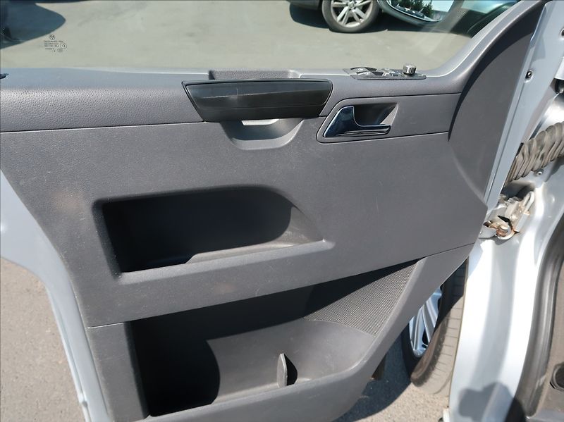 Volkswagen Multivan 2,0 TDi,103kW,7míst,tažné,DPH - fotka 19 z 21