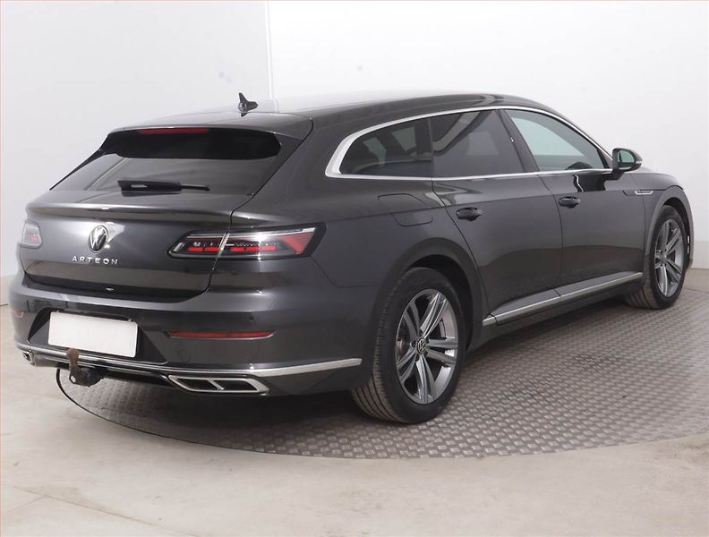 Volkswagen Arteon (2023) 2.0 TDI - fotka 5 z 18