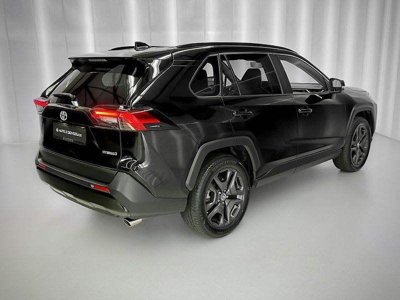 Toyota RAV4 2.5 HYBRID e-CVT 4WD EXECUTIVE - fotka 6 z 26