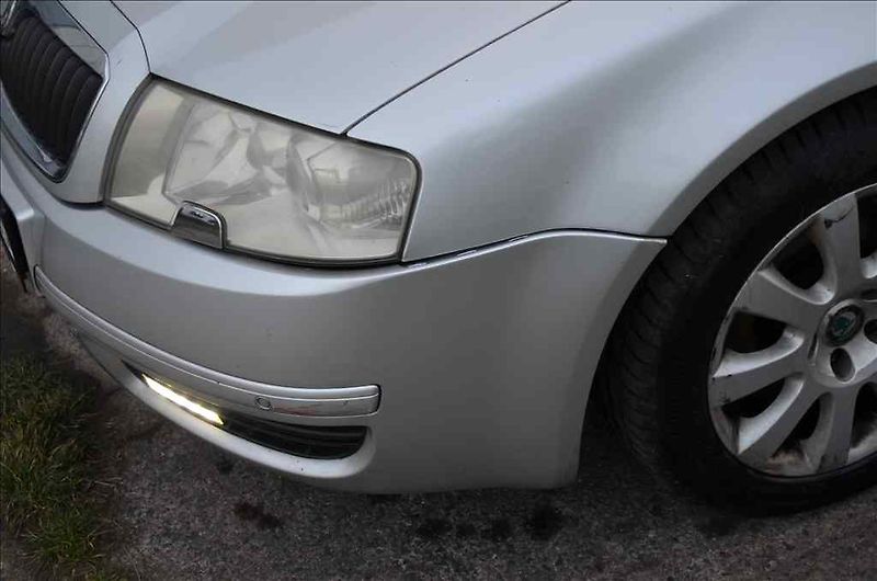 Škoda Superb (2007) 2,5 TDI - fotka 9 z 31