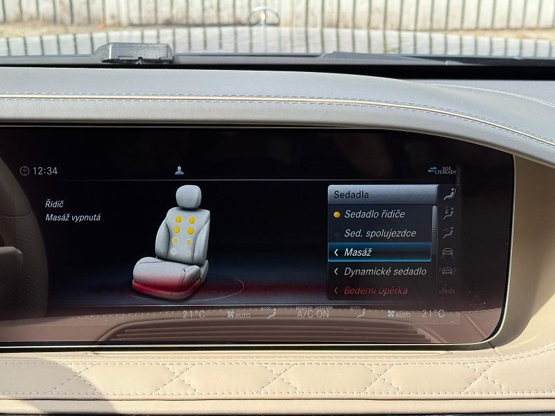 Mercedes-Benz Třídy S S560-4M-DESIGNO-LCD-R20-ČR - fotka 30 z 39