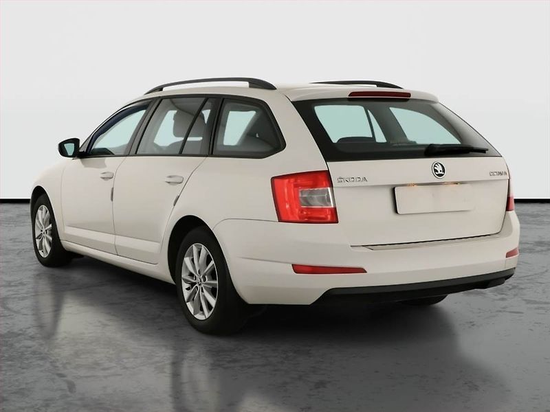 Škoda Octavia (2015) 1.6 TDI, Tempomat - fotka 4 z 16