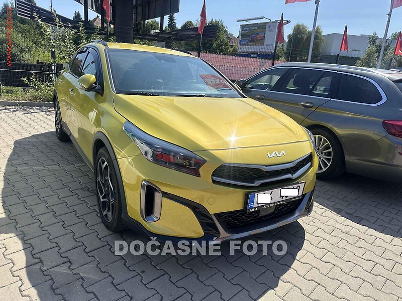 Kia XCeed (2023) 1.5T-GDi, ČR, servis.kniha - fotka 1 z 3