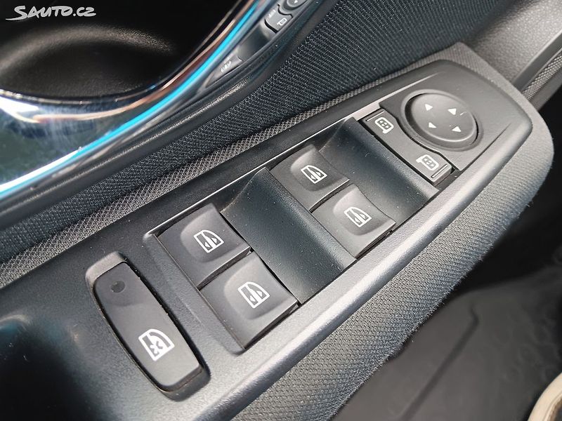 Renault Mégane 1.5 dCi 66kW - fotka 20 z 26