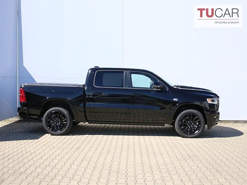 Dodge RAM (2021) 1500 Limited 5.7 V8 2026 RED - fotka 3 z 45