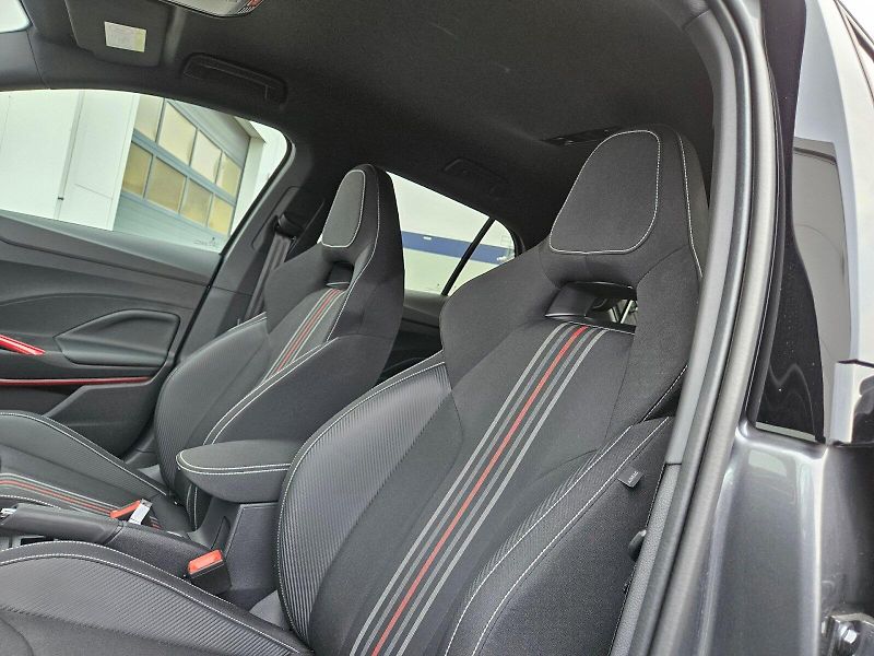 Škoda Fabia (2025) Monte Carlo TSI 85/1.0 A7F - fotka 18 z 28
