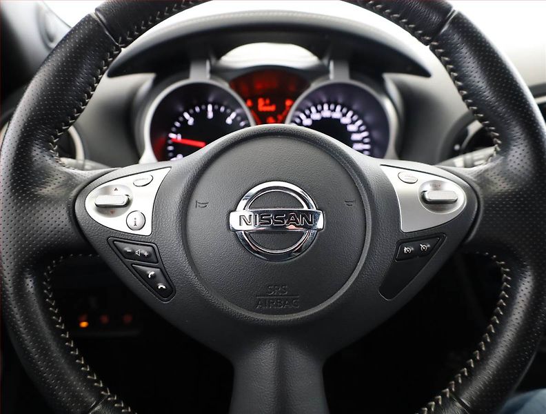 Nissan Juke (2017) 1.5 dCi, Serv.kniha, Navi - fotka 8 z 13