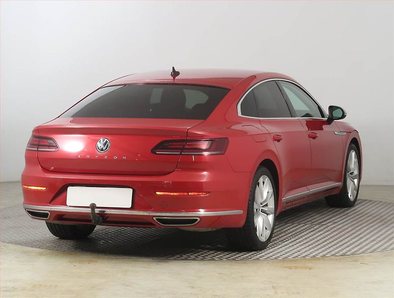 Volkswagen Arteon (2019) Elegance 2.0 TSI - fotka 5 z 24