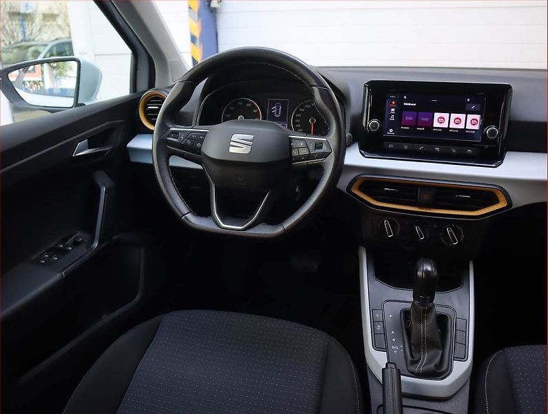 Seat Arona (2022) Xperience 1.0 TSI, Automat - fotka 7 z 21