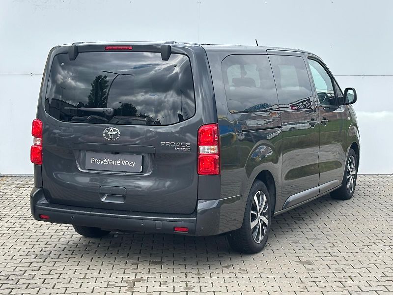 Toyota ProAce 2,0 D-4D 8AT L2 Family Webasto - fotka 2 z 25