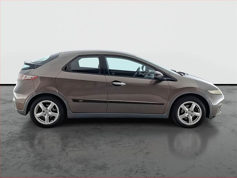 Honda Civic (2010) 1.4 i-VTEC, po STK - fotka 6 z 15