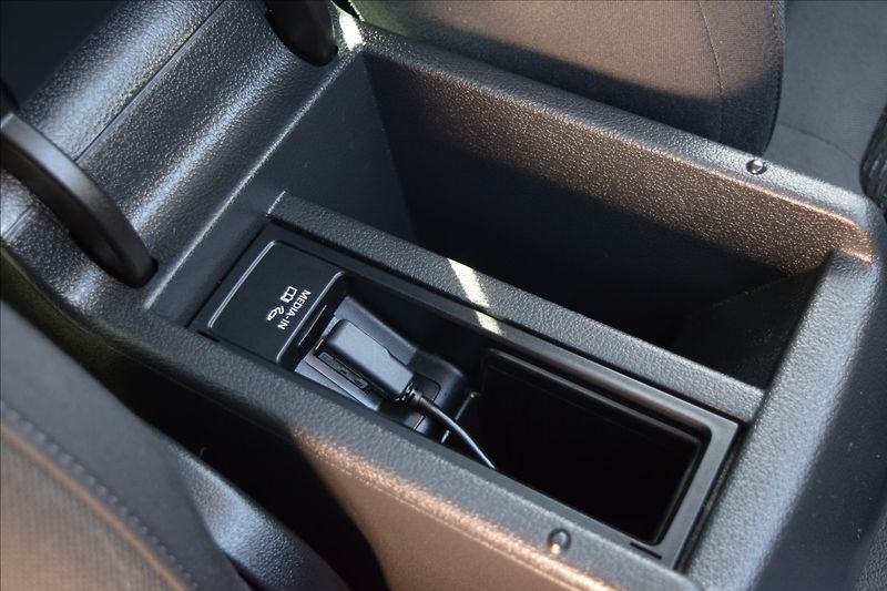 Volkswagen Tiguan 2,0 TDI 103KW NAVI TAŽNÉ ALU - fotka 47 z 47