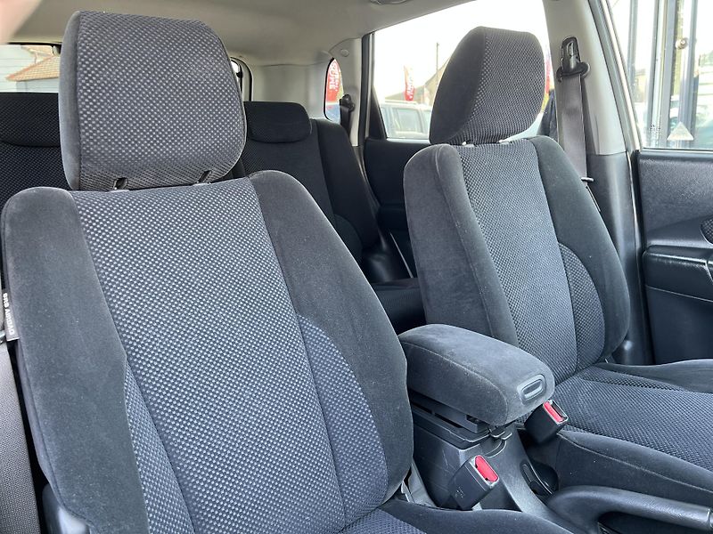 Hyundai Tucson 2.0CRDi 4x4 KLIMATIZACE ALU - fotka 27 z 35
