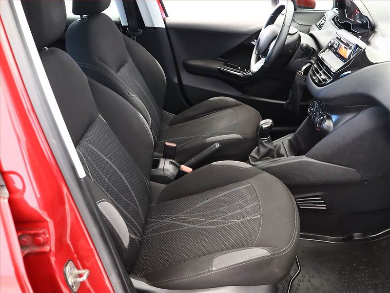 Peugeot 208 (2014) 1.4 HDI, ČR,1.maj, Serv.kniha - fotka 7 z 15
