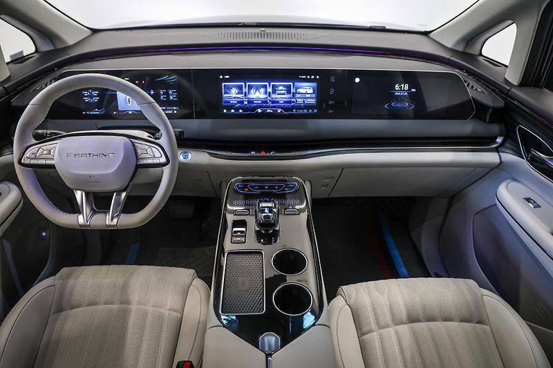 Dongfeng U-Tour (2026) V9 PHEV - fotka 7 z 30