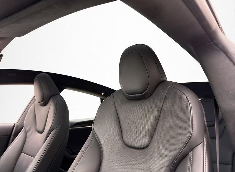 Tesla Model S LR AWD Kam Vzduch Yoke Pano. - fotka 11 z 36