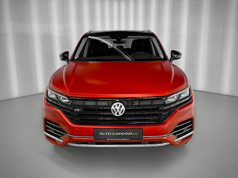Volkswagen Touareg 3.0TDI 4MOTION R-LINE, MASÁŽE, - fotka 2 z 31