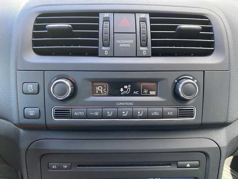 Škoda Roomster 1.2 TSI 63kW-1xMAJ.- 81 000KM - fotka 20 z 42