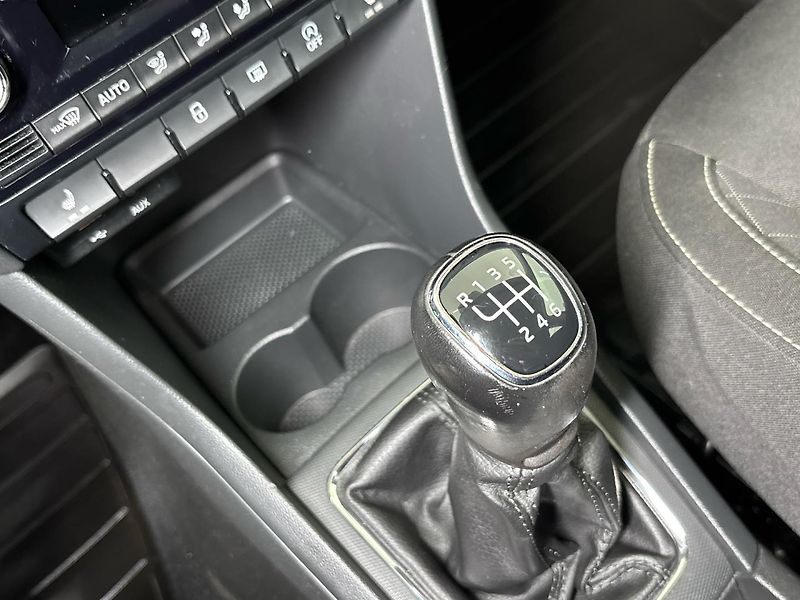 Škoda Rapid Style - fotka 20 z 28