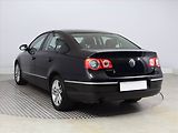 Volkswagen Passat (2009) 1.4 TSI, po STK, plně pojízdný - náhled 3