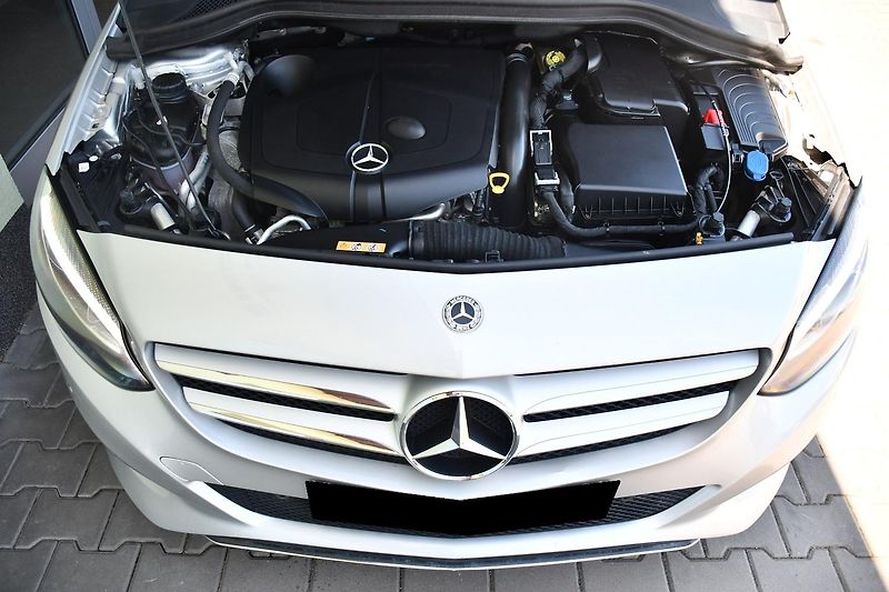 Mercedes-Benz Třídy B 220d PDC 4M N.TOP VYHŘ.SEDAČ - fotka 37 z 38