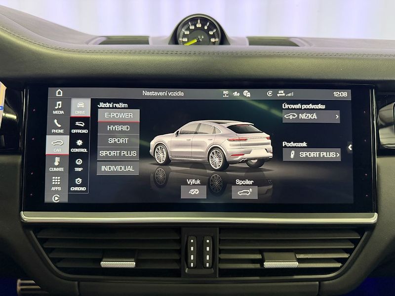 Porsche Cayenne TURBO S E-HYBRID COUPE, 500KW, - fotka 19 z 36