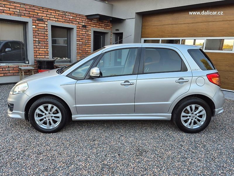 Suzuki SX4 (2013) 1.6VVT 88KW CITY + - fotka 7 z 53