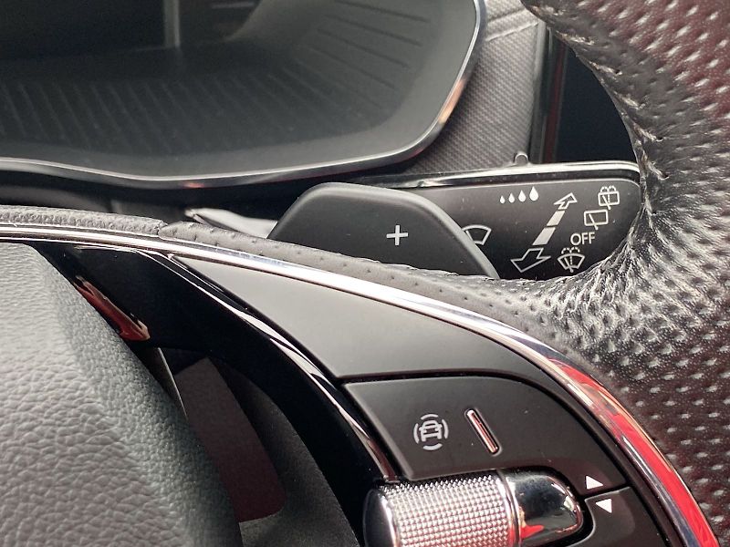 Škoda Octavia (2021) Combi 1.4 TSI iV DSG Style - fotka 21 z 36