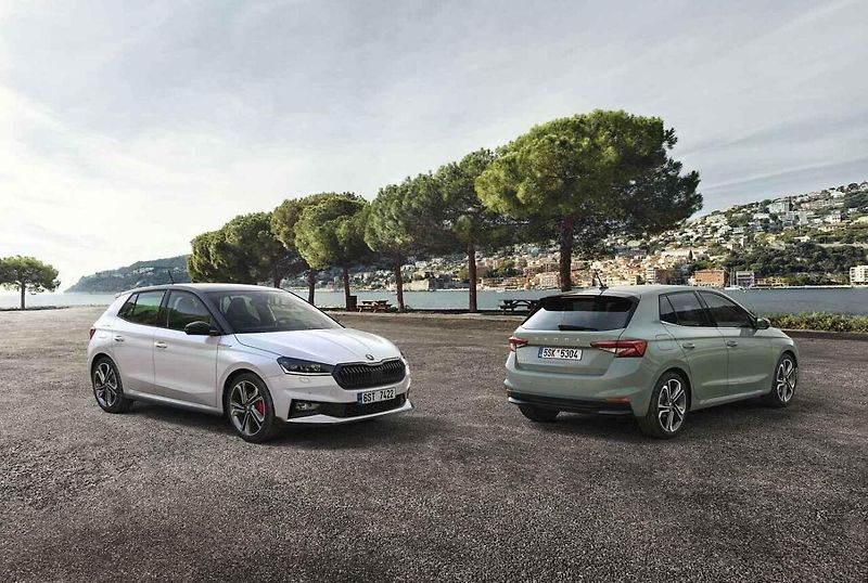 Fabia 130 se vizuálně odlišuje jen spojlery.