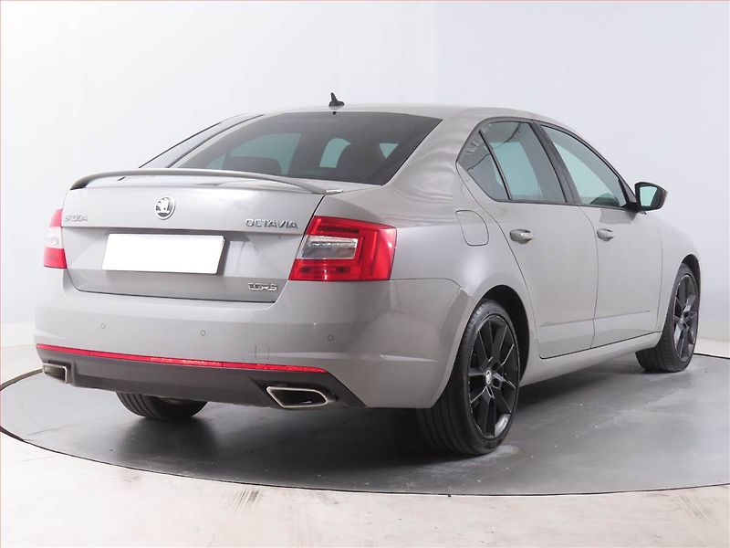 Škoda Octavia (2017) RS 2.0 TDI, Automat, Navi - fotka 5 z 15