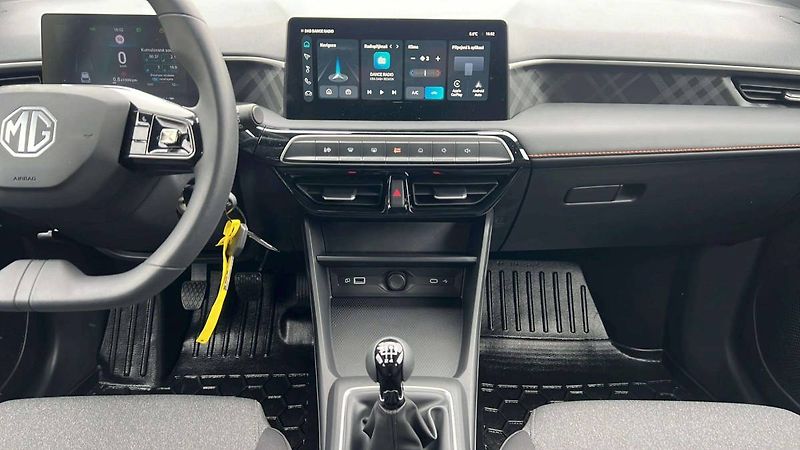 MG MG3 ICE EXCITE 1.5L (85kW/116k) MT - fotka 15 z 35