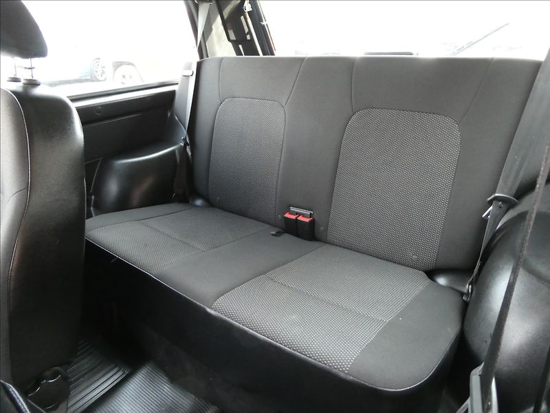 Lada Niva 1,7 i 4x4 61kW LPG, DPH, ČR - fotka 22 z 37