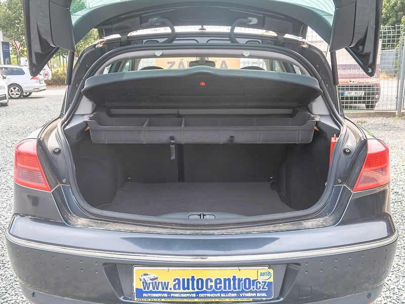 Renault Vel Satis (2003) 2.0T – NOVÉ V ČR - fotka 37 z 45