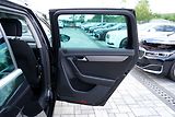 Volkswagen Passat 2.0 TDI DSG 140PS/Al.kola/xeno - náhled 18