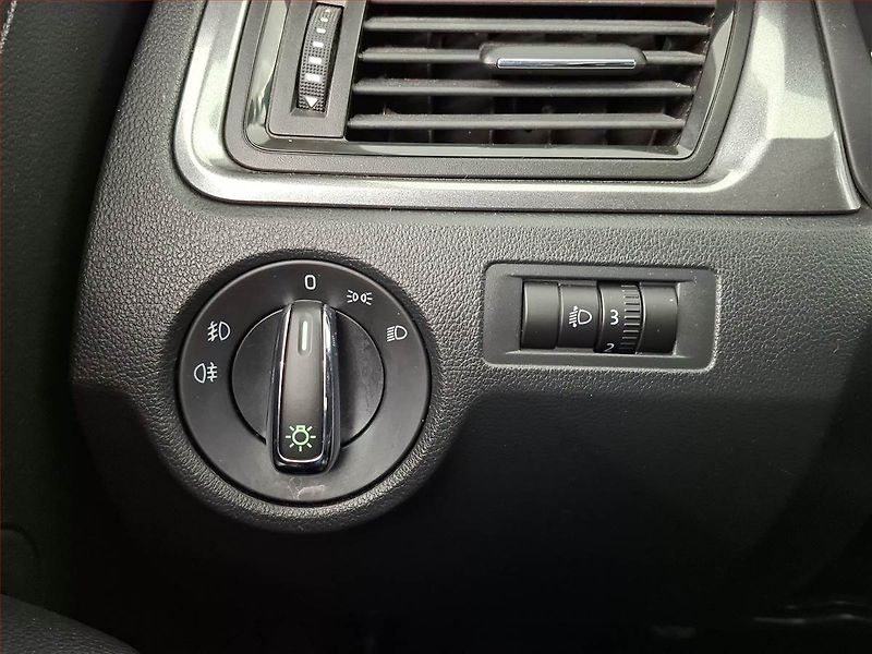 Škoda Rapid (2014) 1.2 TSI - fotka 16 z 16