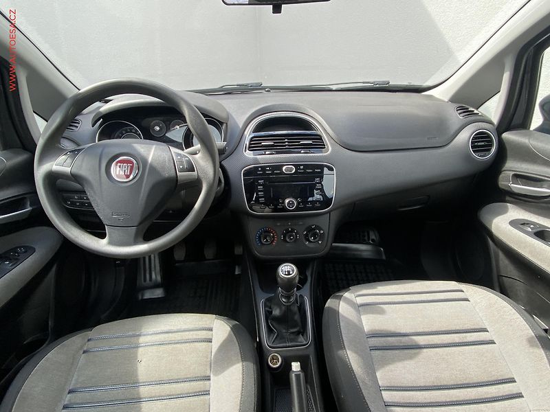 Fiat Punto Evo (2010) 1.2i, Klima - fotka 9 z 15
