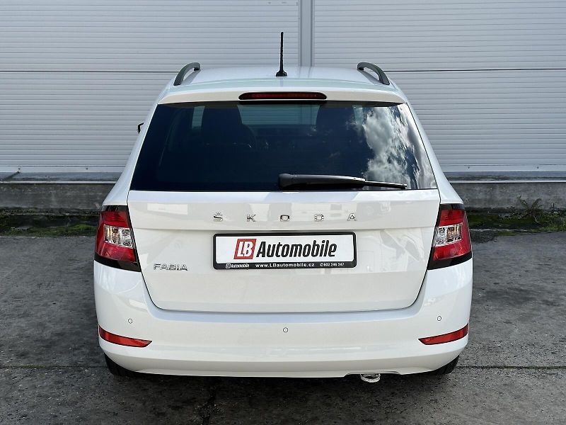 Škoda Fabia 1.0TSi Ambition TOP 95PS Clima - fotka 5 z 34