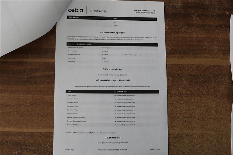 Mercedes-Benz Třídy E 4 MATIC 1.maj ČR DPH,59TKM - fotka 50 z 53