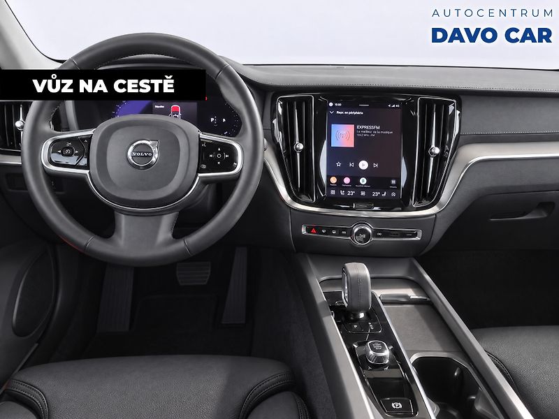 Volvo S60 2,0 B5 184 kW Ultimate Dark AW - fotka 3 z 10