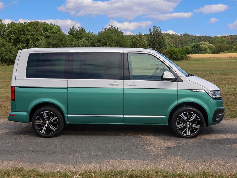 Volkswagen Multivan 2,0 TDI 150kW DSG Generation S - fotka 8 z 38