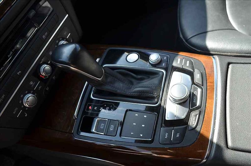 Audi A6 (2016) AVANT 3,0 TFSI QUATTRO - fotka 14 z 22