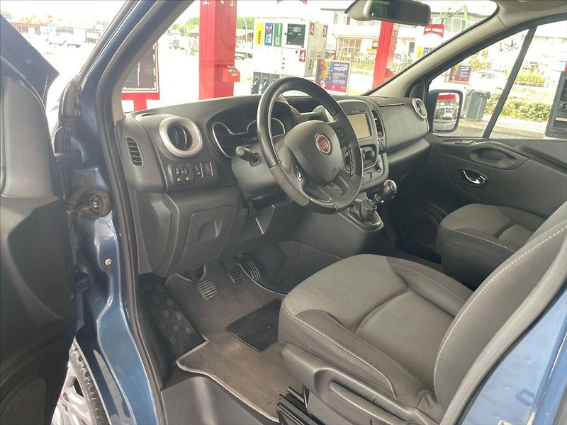 Fiat Talento 1,6 MultiJet LONG 8míst Klima - fotka 6 z 34