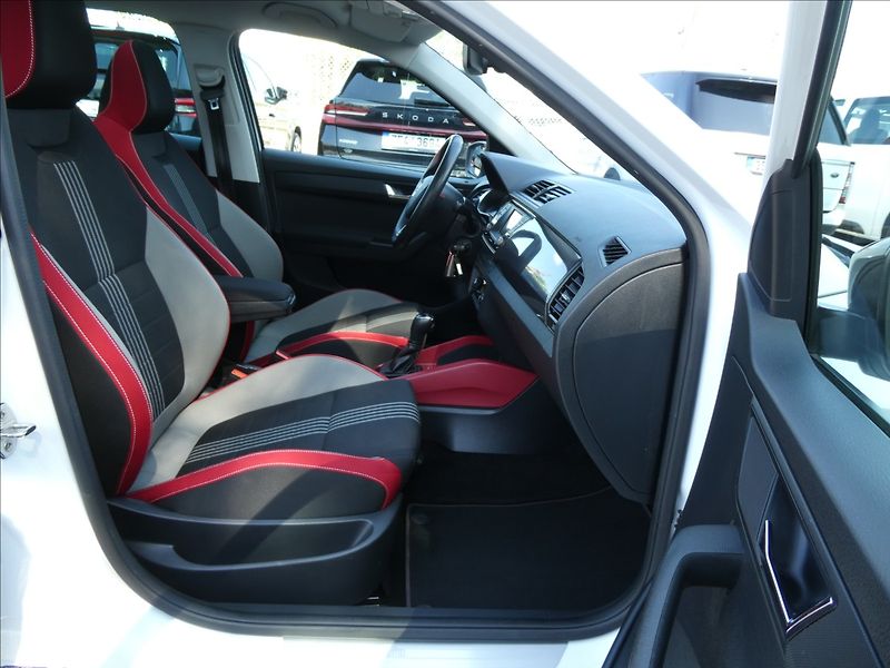 Škoda Fabia 1,2 TSi 81kW MONTE CARLO, DSG - fotka 30 z 60