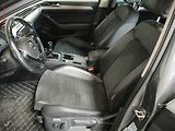 Volkswagen Passat (2017) 1.6 TDi, Navi, LED - náhled 9