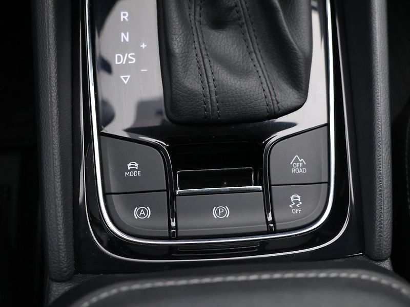 Škoda Kodiaq L&K 2,0 TDI 4x4 DSG L&K CZ DPH - fotka 27 z 35