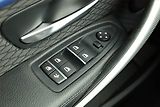 BMW Řada 3 (2016) 320d xDrive GT, 4X4, Automat - náhled 16