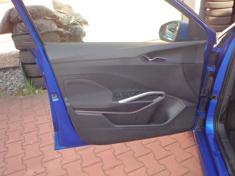 Škoda Fabia 1.0 TSI , Style 81 KW - fotka 7 z 19