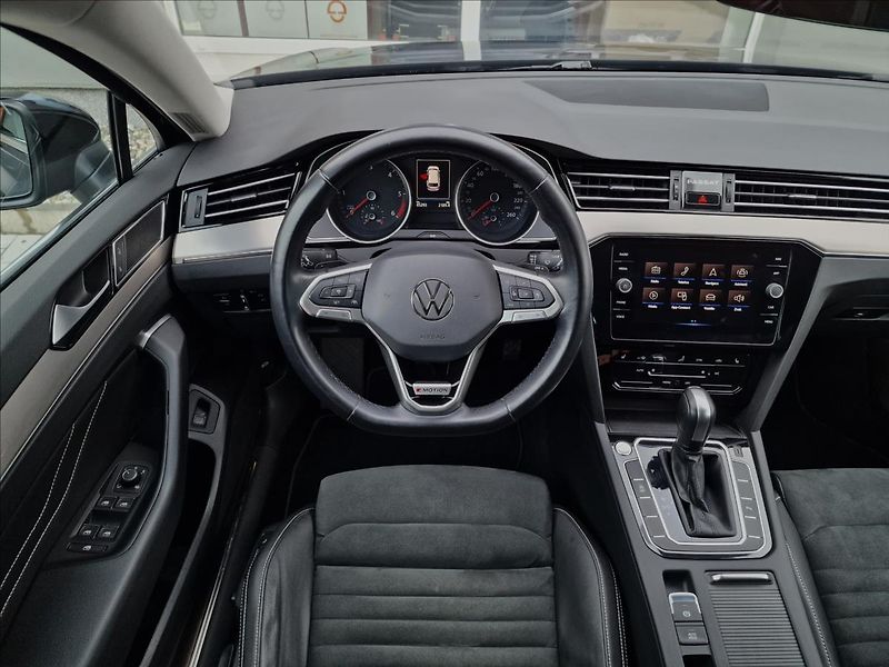 Volkswagen Passat 2.0 TDI 147kW 4MOT DSG Eleganc - fotka 12 z 50